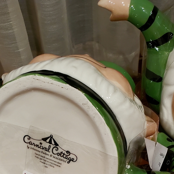 Johanna Parker Carnival Cottage Leprechaun Teapot - Picture 5 of 5